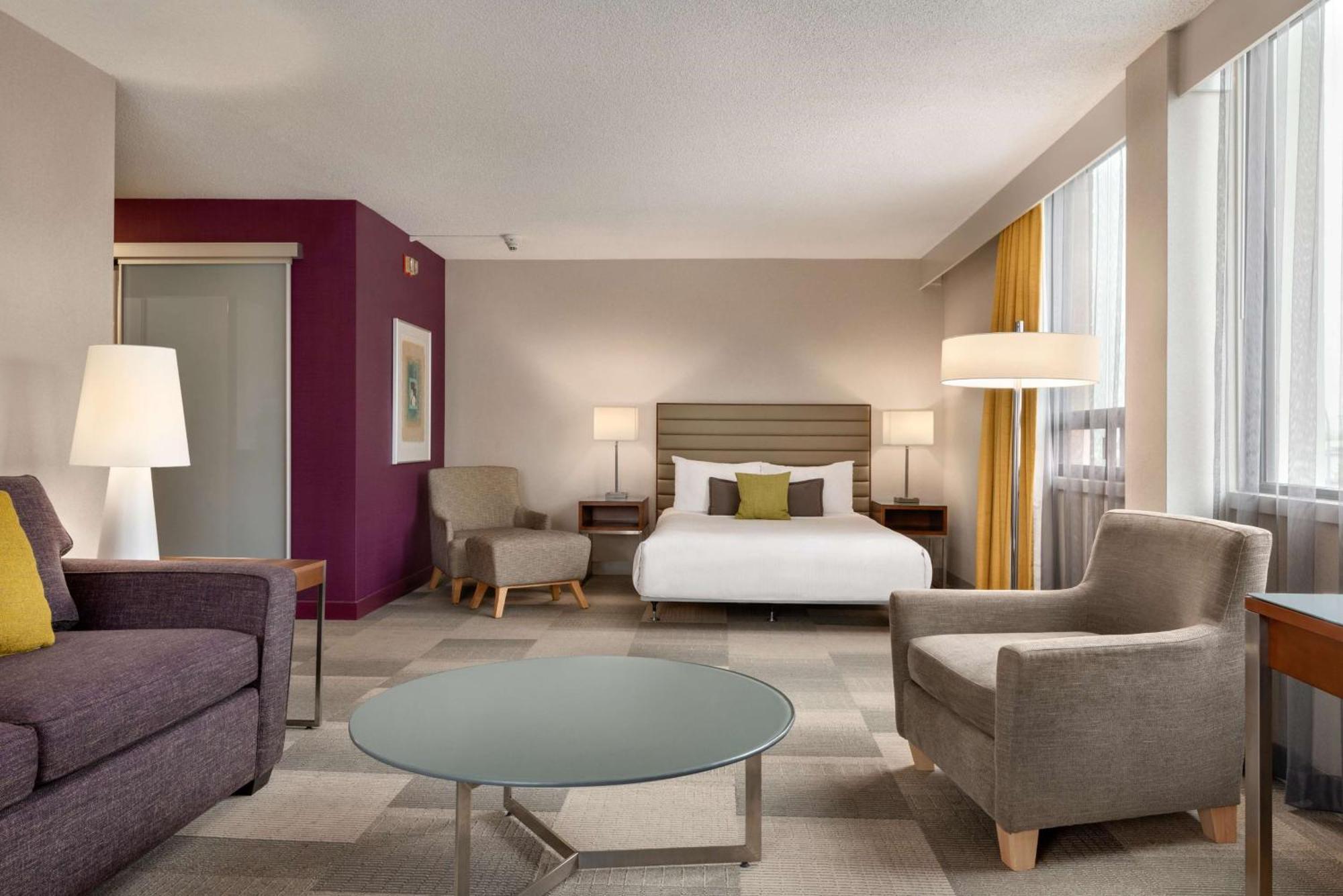 Coast Prince George Hotel By Apa Exteriör bild