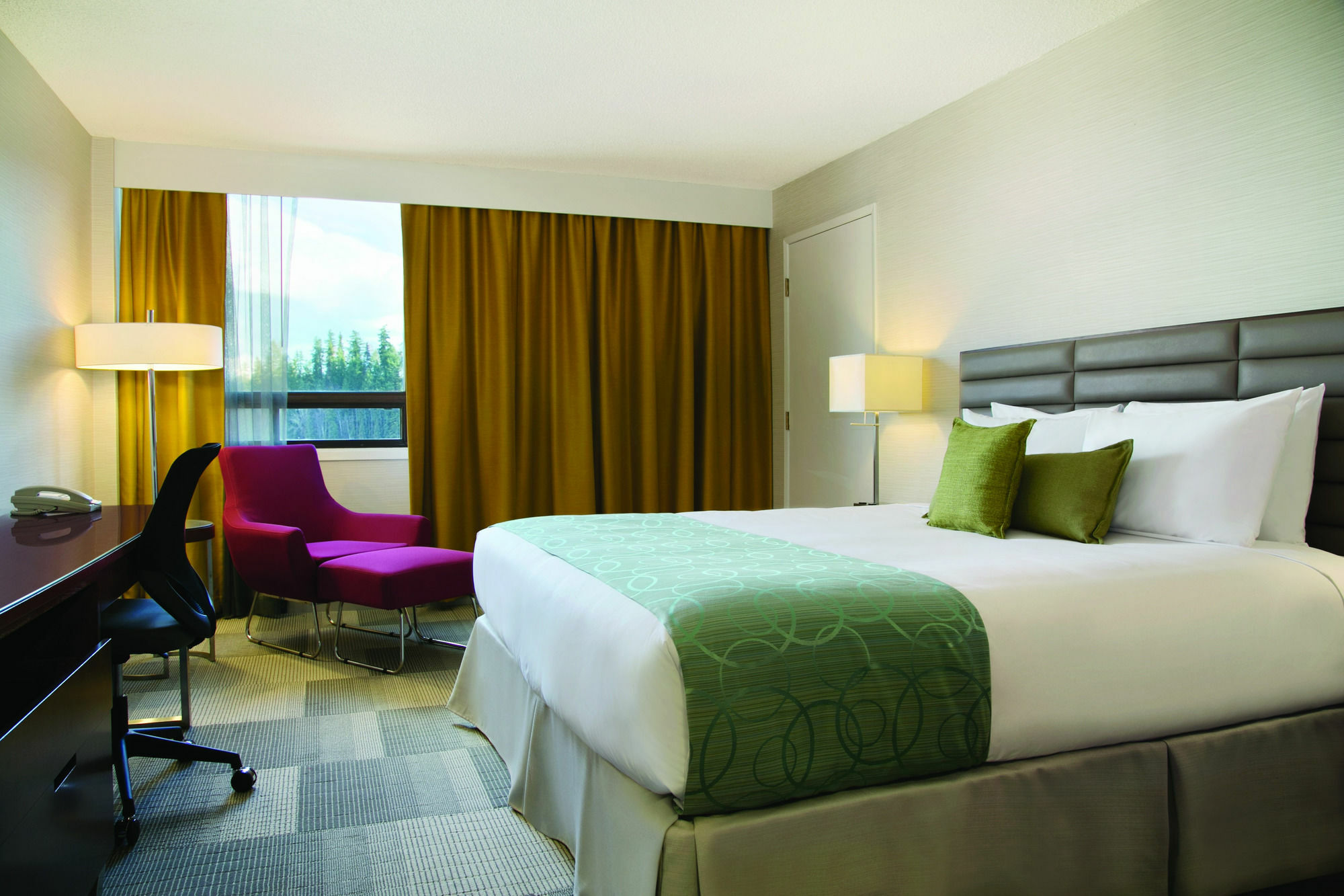 Coast Prince George Hotel By Apa Exteriör bild