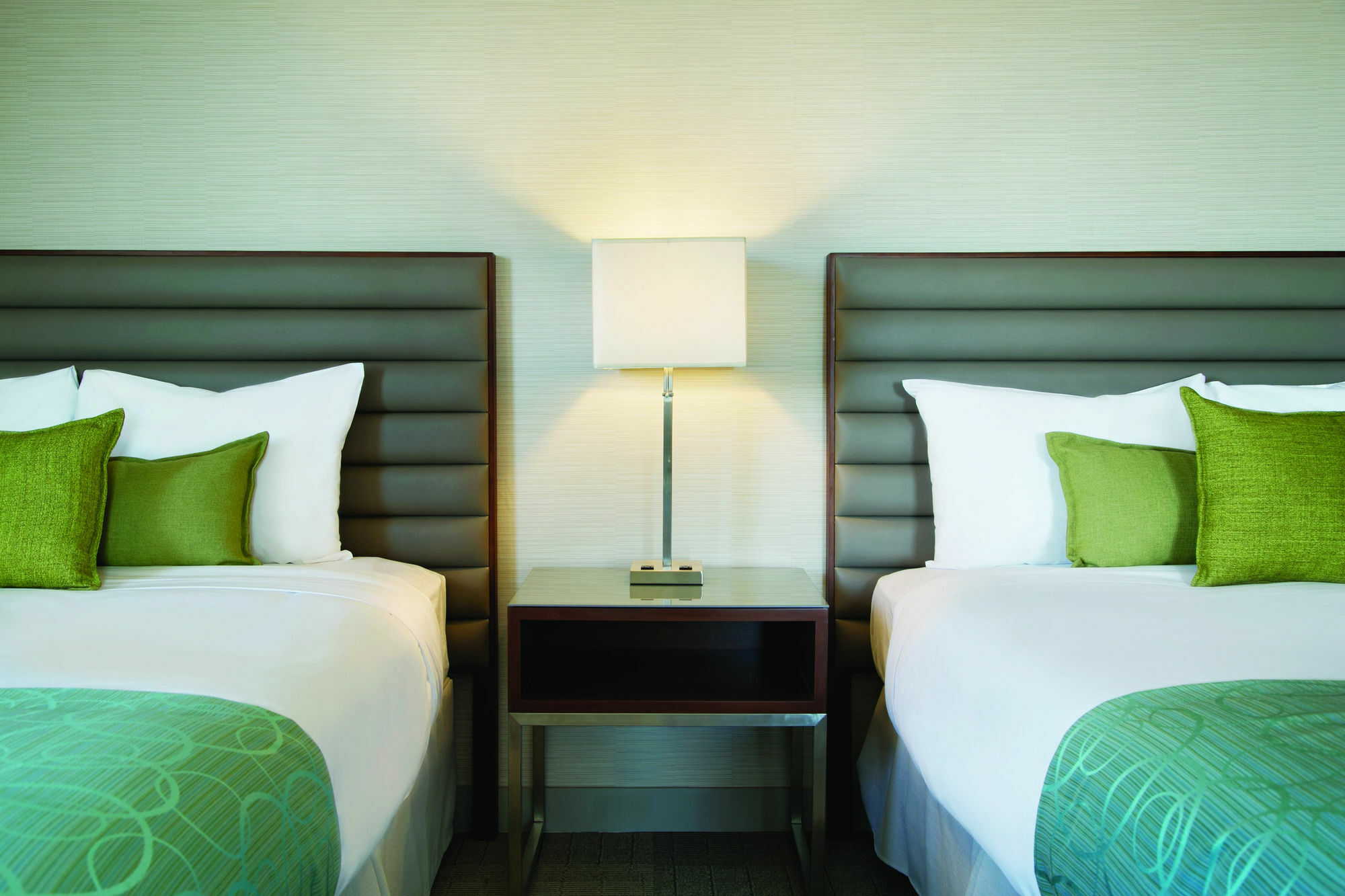 Coast Prince George Hotel By Apa Exteriör bild