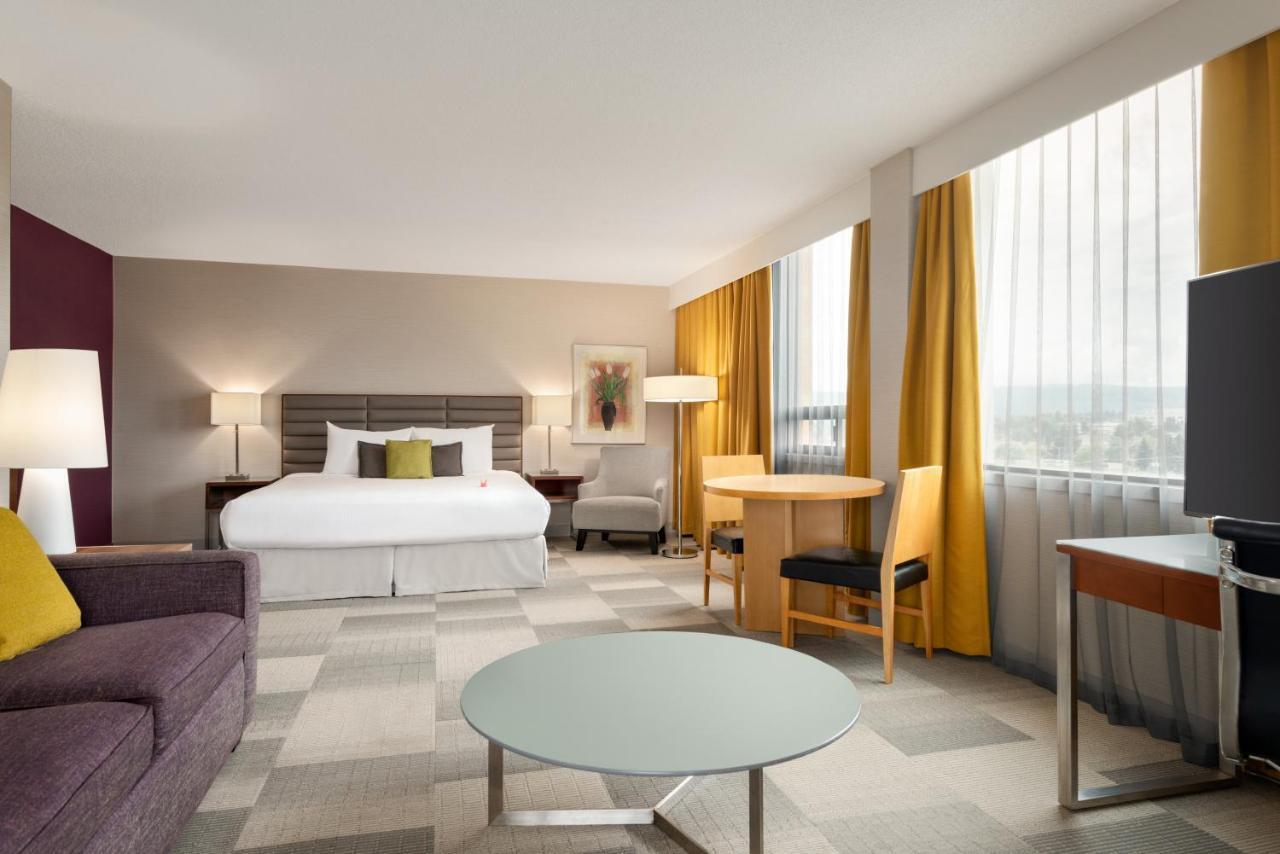 Coast Prince George Hotel By Apa Exteriör bild